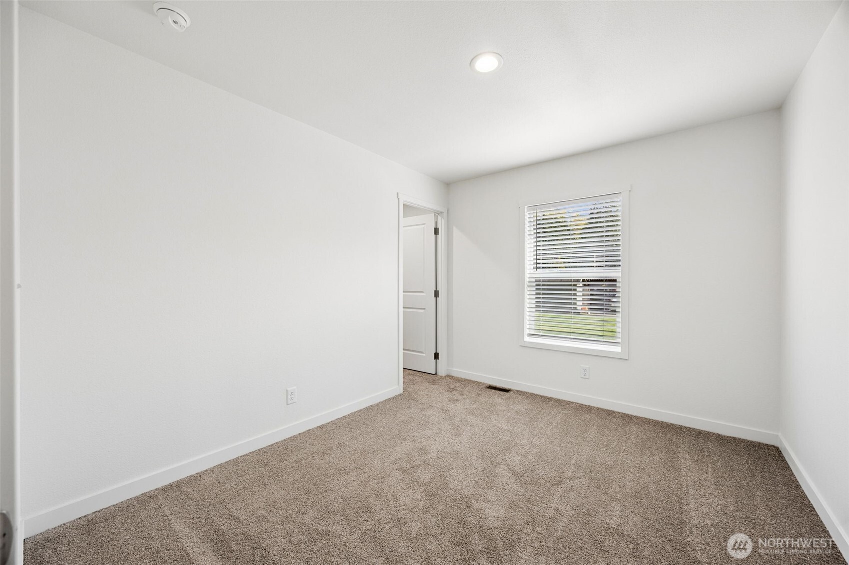 11510 East Riverside Drive, Unit 27 Bothell, WA 98011 - Photo 19 of 23