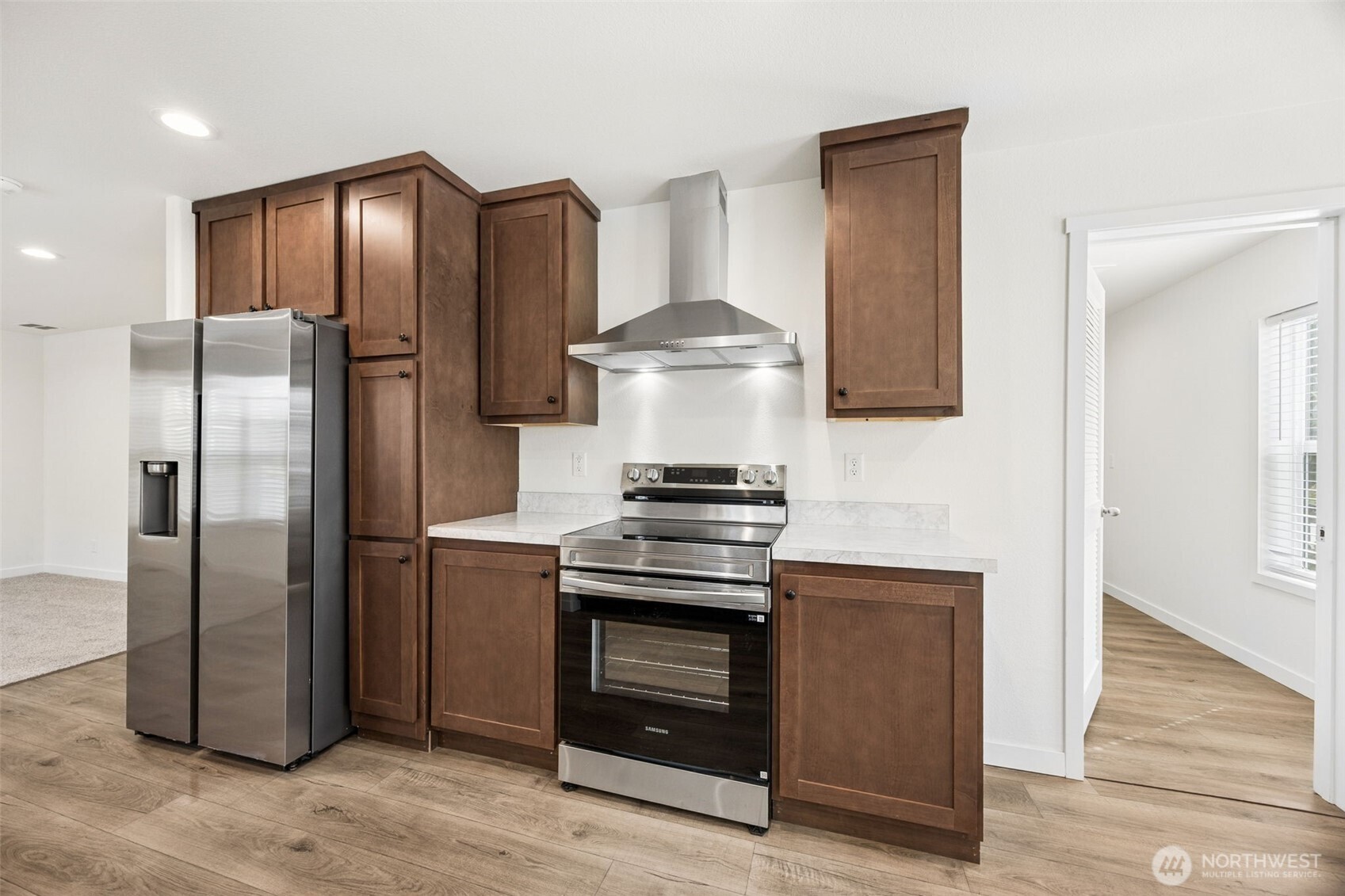 11510 East Riverside Drive, Unit 27 Bothell, WA 98011 - Photo 9 of 23