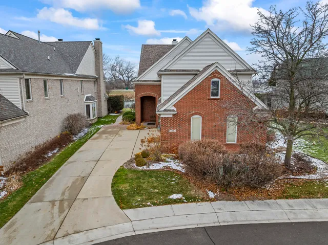 $710,000 | 169 Keelson Drive, Detroit, MI 48215