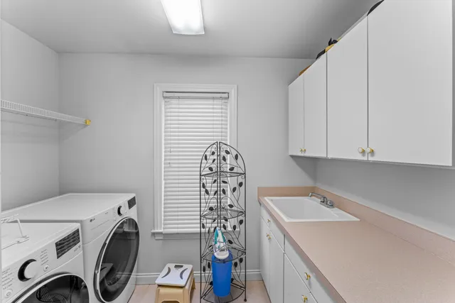 $710,000 | 169 Keelson Drive, Detroit, MI 48215