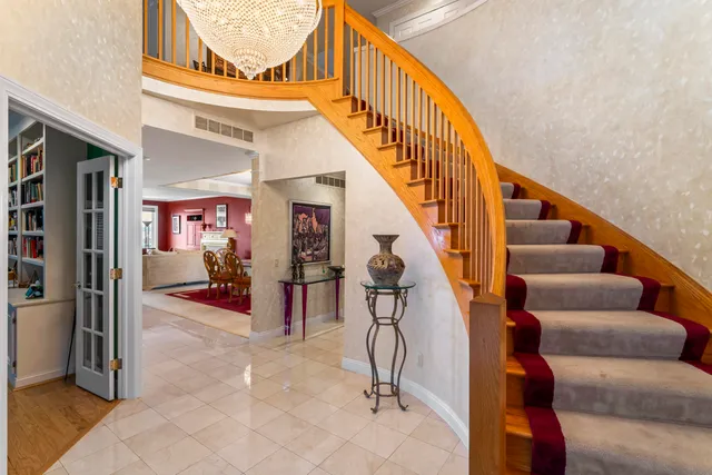 $710,000 | 169 Keelson Drive, Detroit, MI 48215