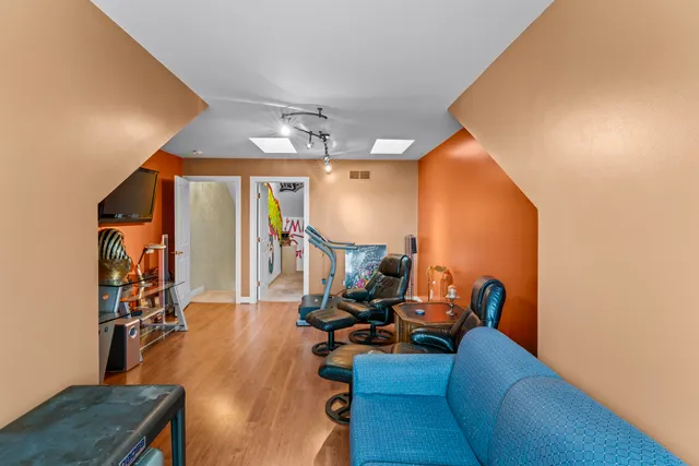 $710,000 | 169 Keelson Drive, Detroit, MI 48215