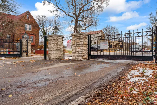 $710,000 | 169 Keelson Drive, Detroit, MI 48215