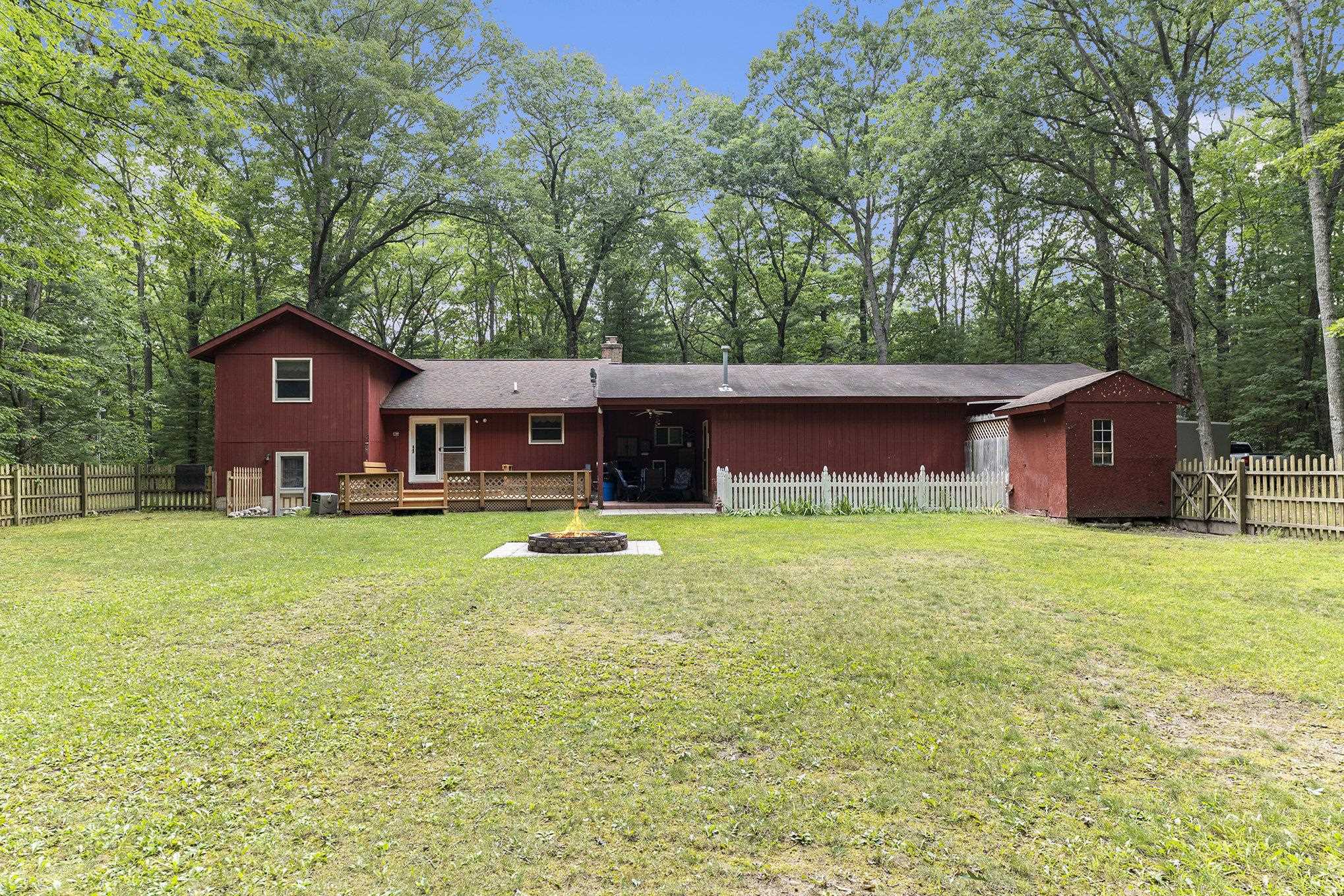 1781 Rogers Road Grawn, MI 49637 - Photo 2 of 29