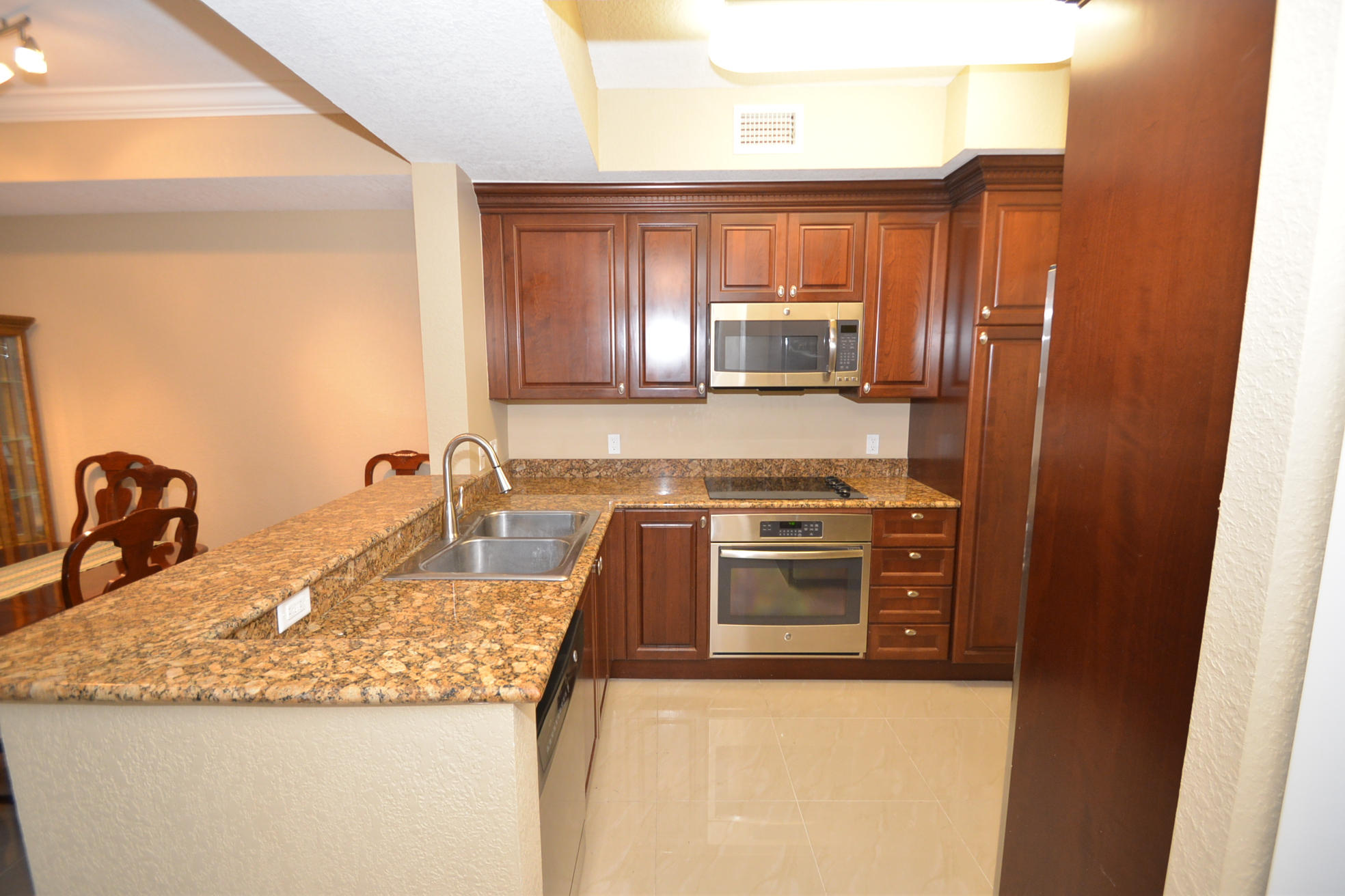 1660 Renaissance Commons Boulevard, Unit 2111 Boynton Beach, FL 33426 - Photo 12 of 31 DSC_2835