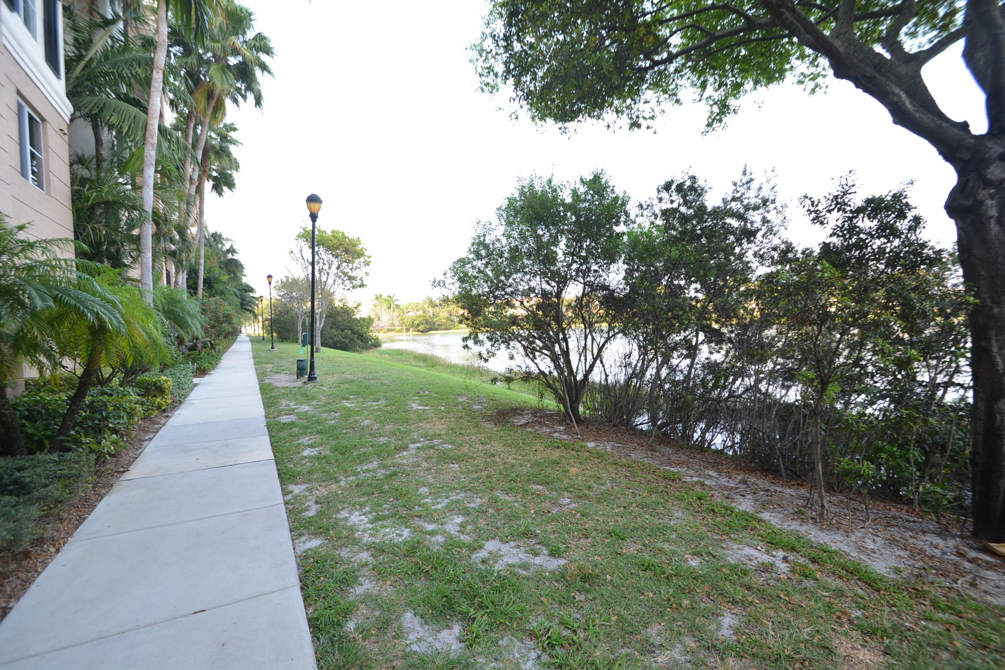 1660 Renaissance Commons Boulevard, Unit 2111 Boynton Beach, FL 33426 - Photo 25 of 31 DSC_2816