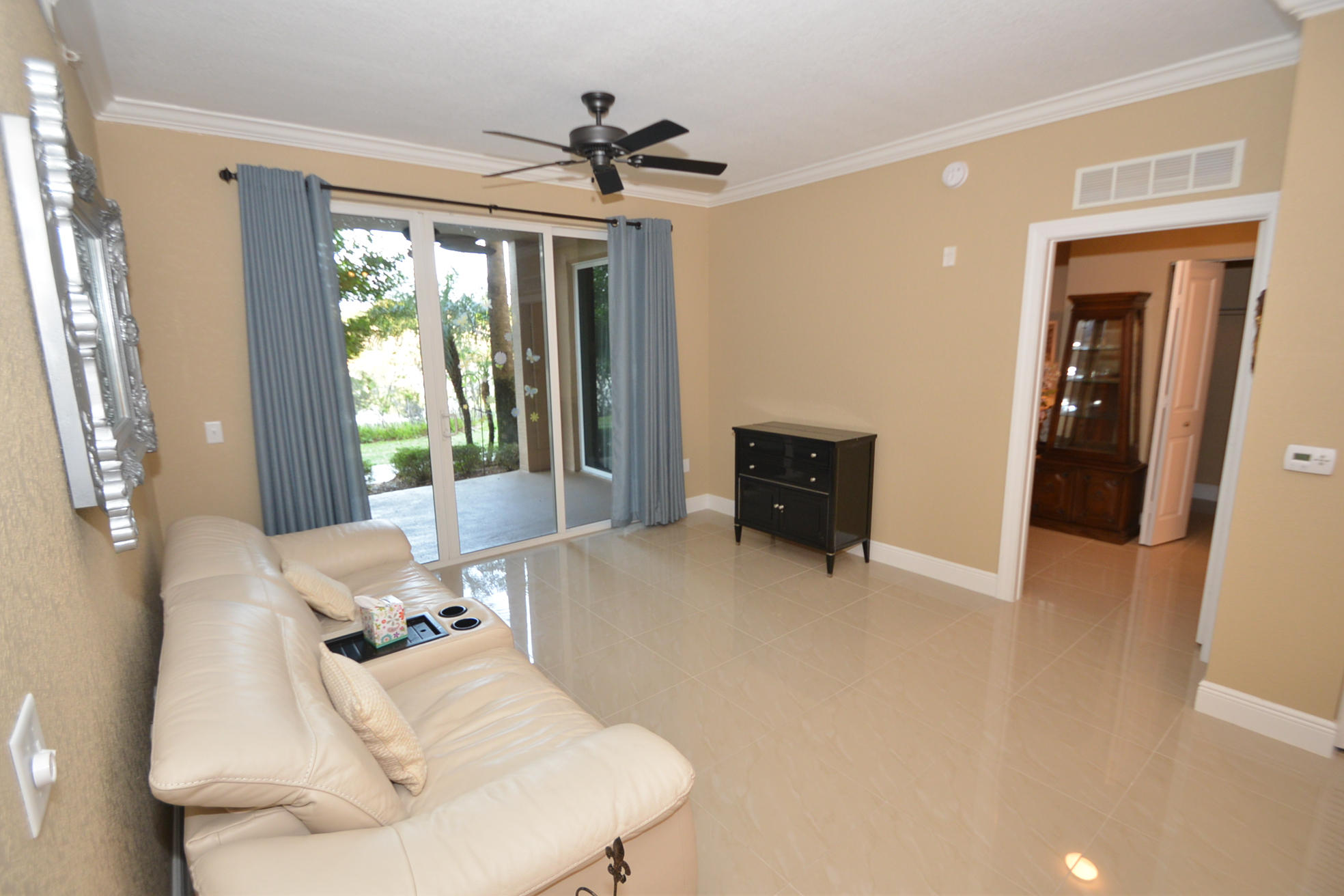 1660 Renaissance Commons Boulevard, Unit 2111 Boynton Beach, FL 33426 - Photo 8 of 31 DSC_2829