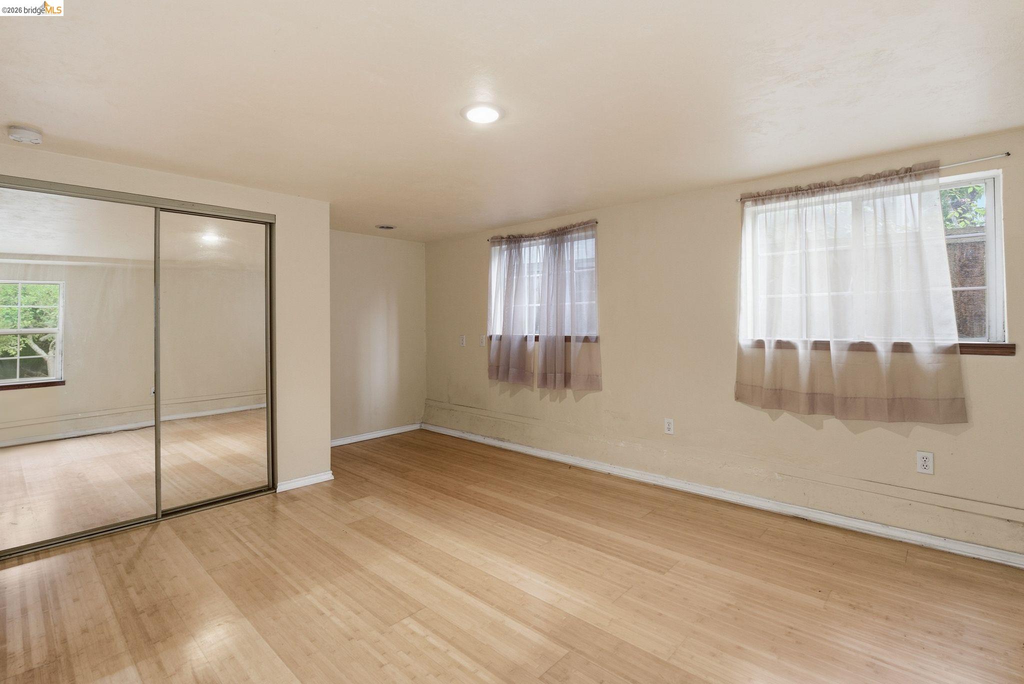 2204 Tenth Street Berkeley, CA 94710 - Photo 29 of 38 Gallery Image 29