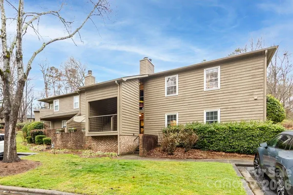 $320,000 | 3929 Colony Crossing Drive, Charlotte, NC 28226