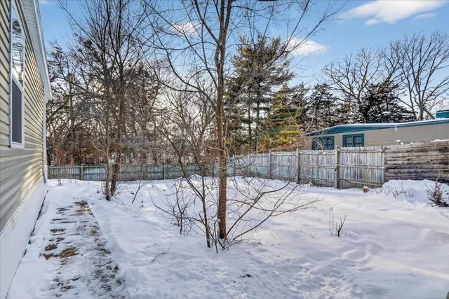 $109,000 | 96 Falling Creek Circle, Unit 96, Janesville, WI 53548