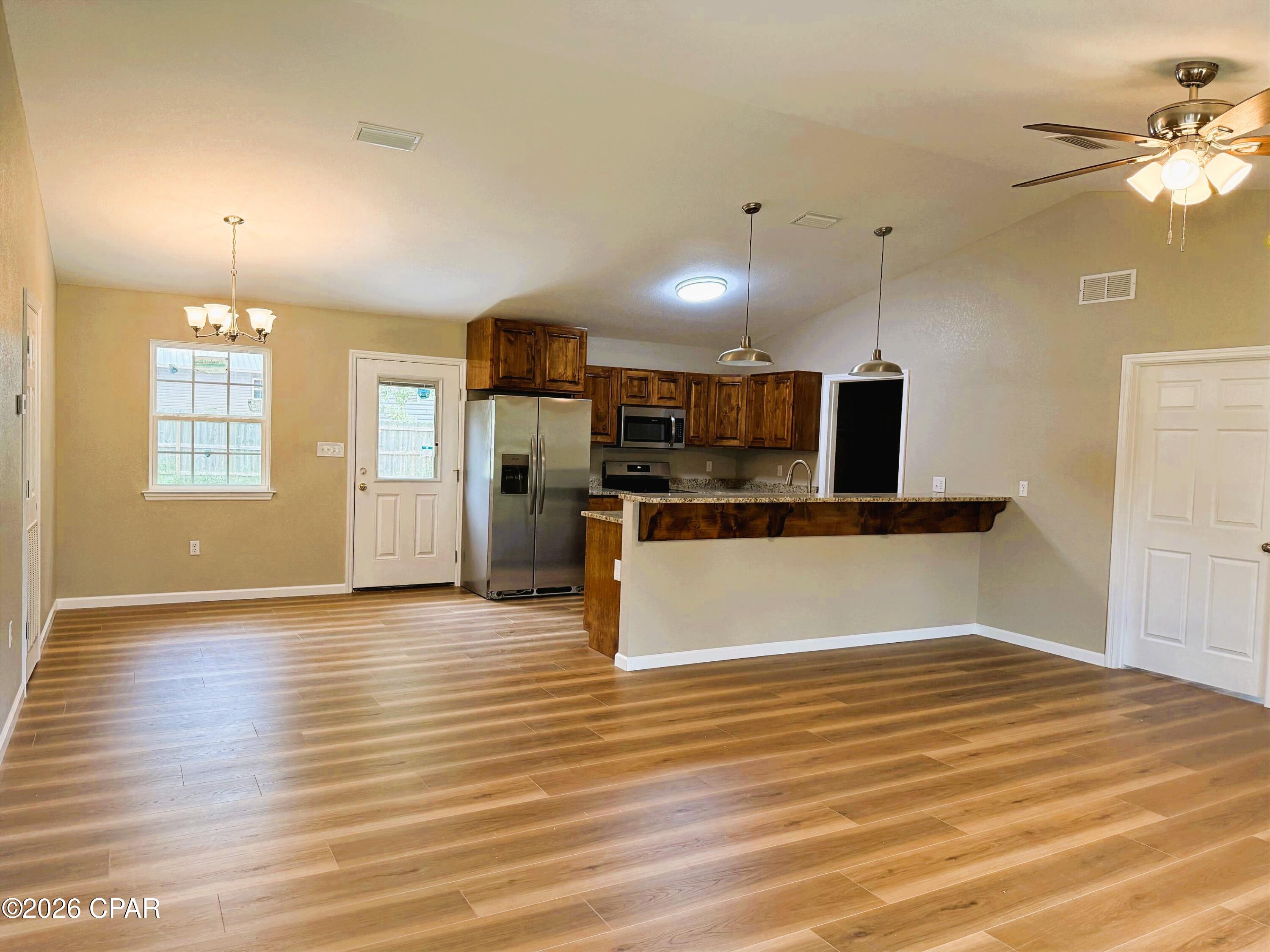 6675 Grande Oak Loop Grand Ridge, FL 32442 - Photo 5 of 24 Gallery Image 5