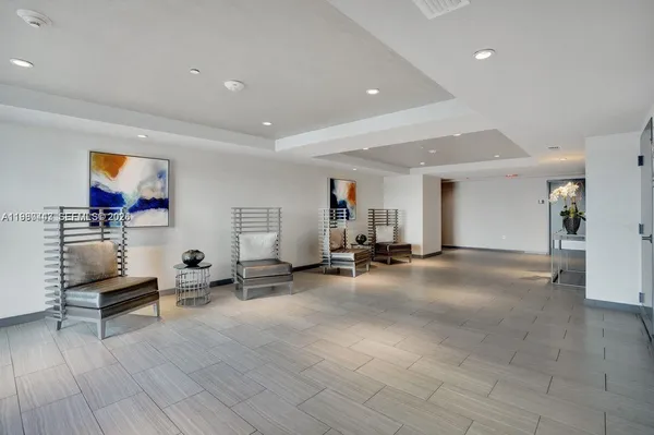 $2,450 | 5300 Paseo Boulevard, Unit 1707, Doral, FL 33166