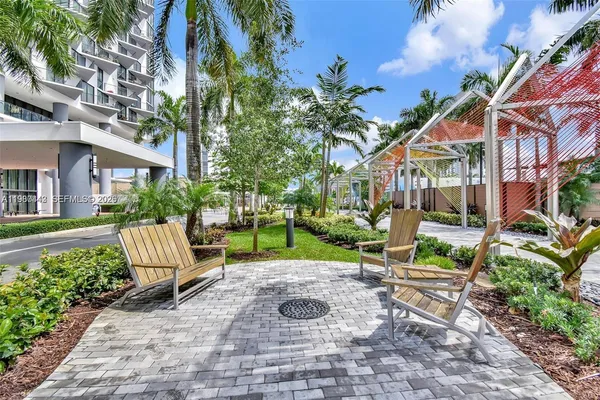 $2,450 | 5300 Paseo Boulevard, Unit 1707, Doral, FL 33166