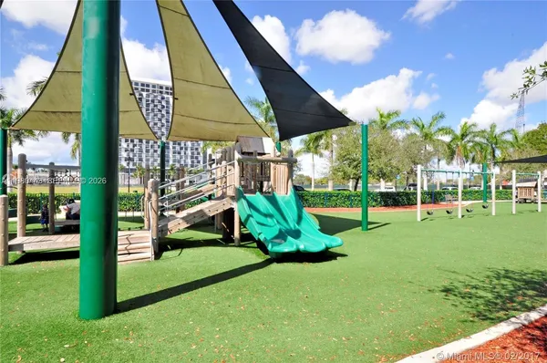 $2,450 | 5300 Paseo Boulevard, Unit 1707, Doral, FL 33166