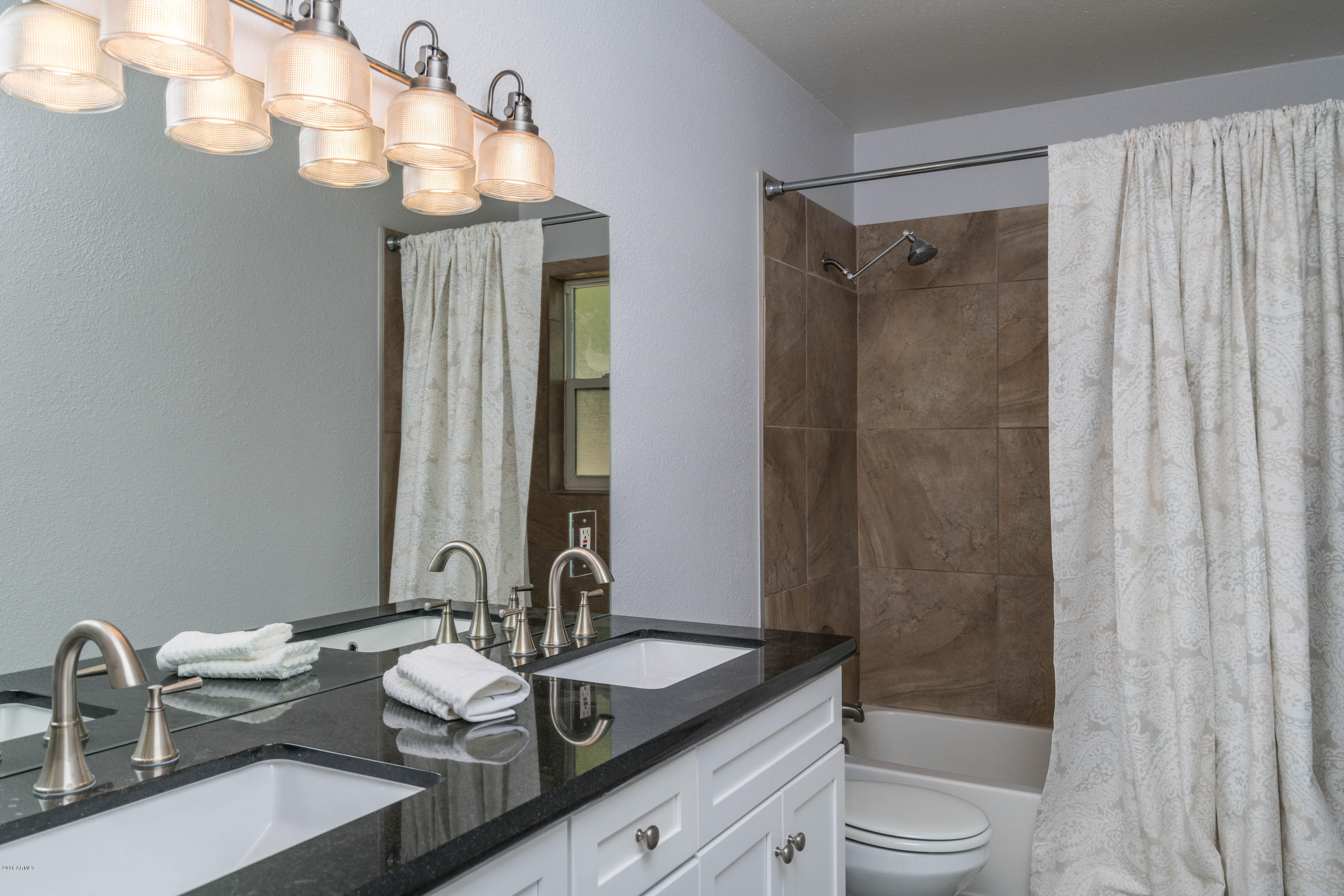 1536 West Rovey Avenue Phoenix, AZ 85015 - Photo 13 of 25 DSC07355