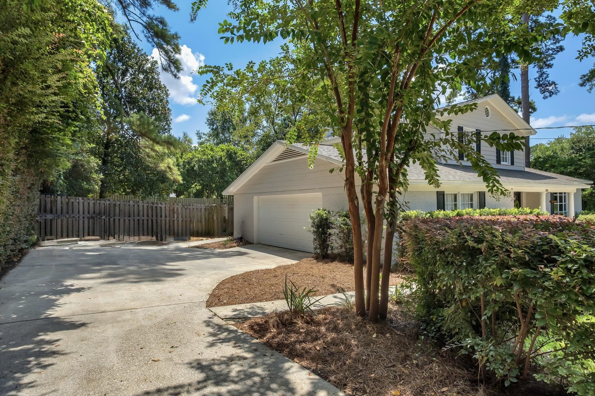 2605 Armstrong Road Tallahassee, FL 32308 - Photo 3 of 44 Gallery Image 3