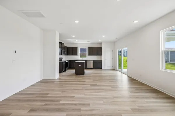 $399,900 | 3381 Tucker Trace, Columbia, TN 38401