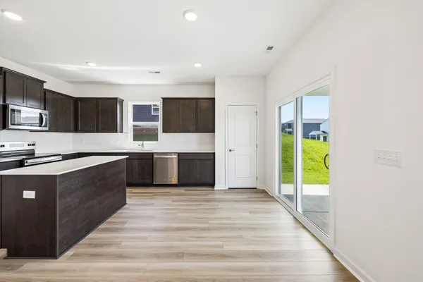 $399,900 | 3381 Tucker Trace, Columbia, TN 38401