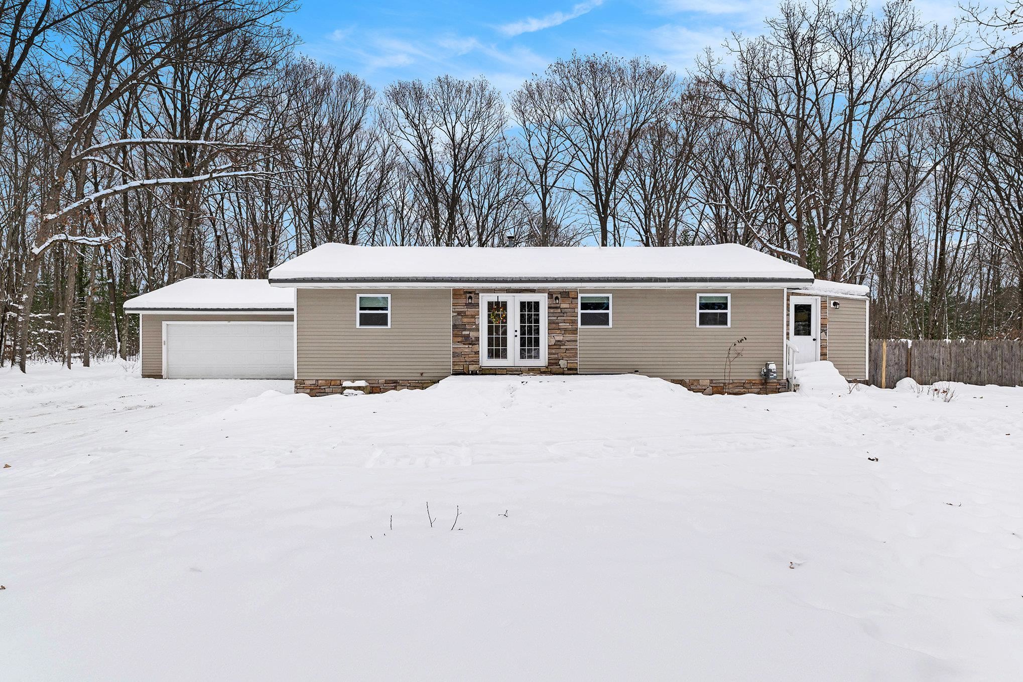 1821 Rogers Road Grawn, MI 49637 - Photo 1 of 39 1941068-9fabfa21-4097-428e-970c-fc23eaef7bc3.JPG