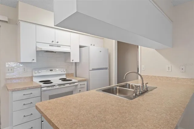 $229,900 | 5446 Colchester Avenue, Spring Hill, FL 34608