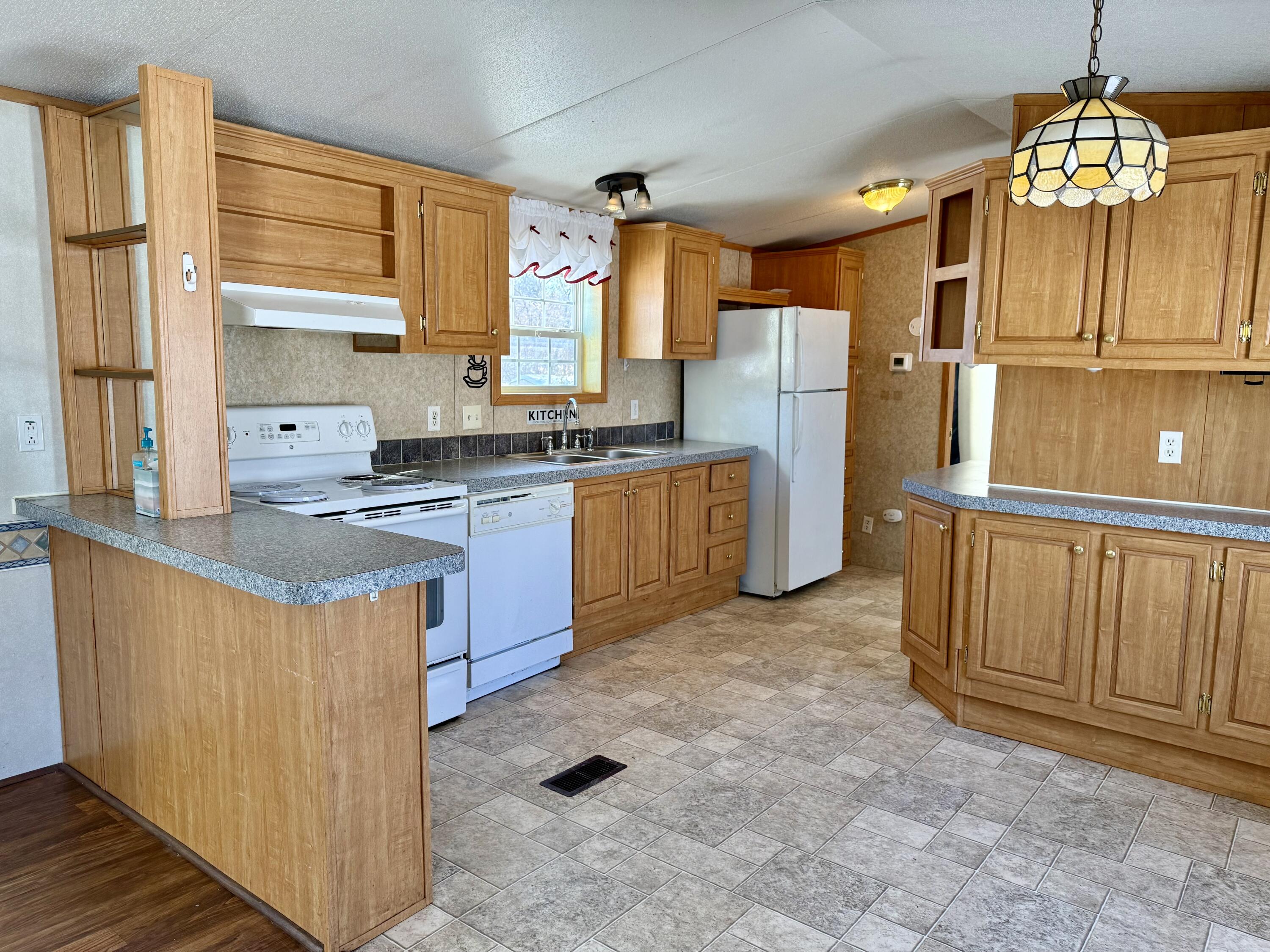 22 Peryea Drive Plattsburgh, NY 12901 - Photo 6 of 16 IMG_8307