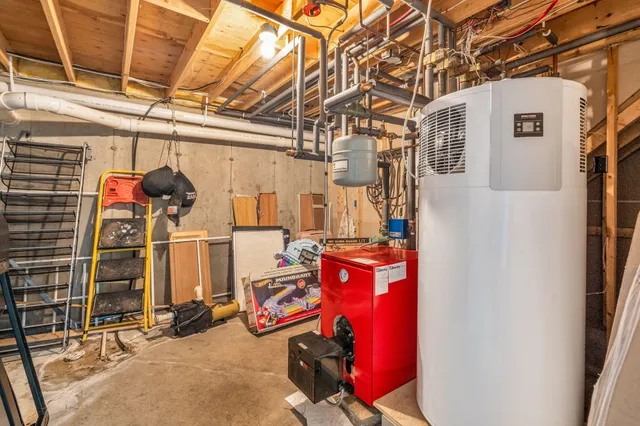 $550,000 | 59 Kidder Hill Road, Holden, ME 04429