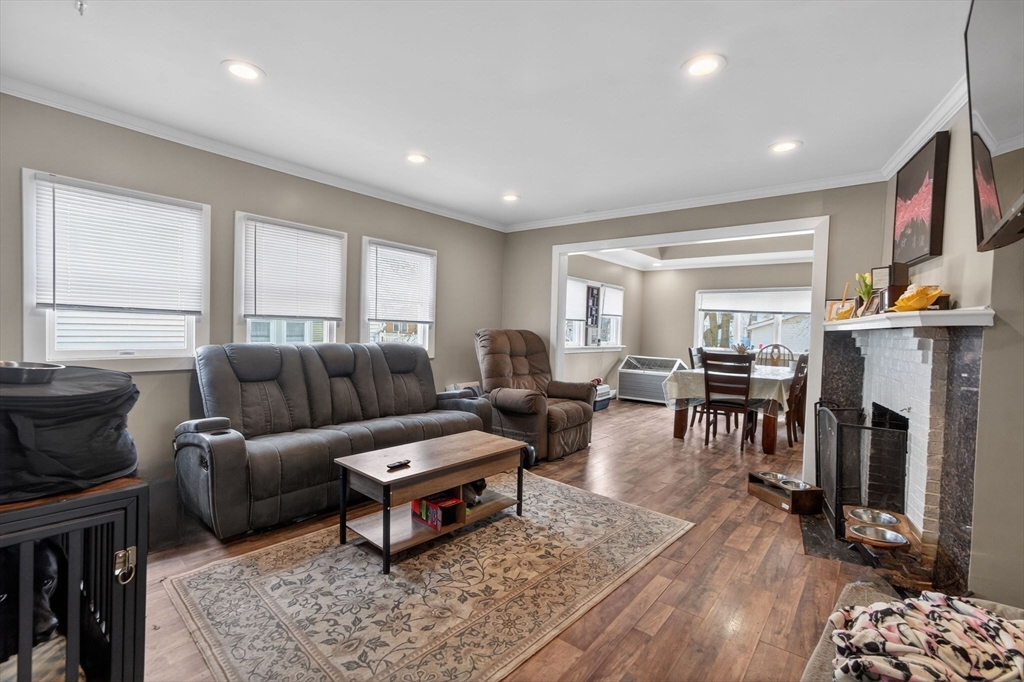 27 Herbert Road Quincy, MA 02171 - Photo 4 of 25