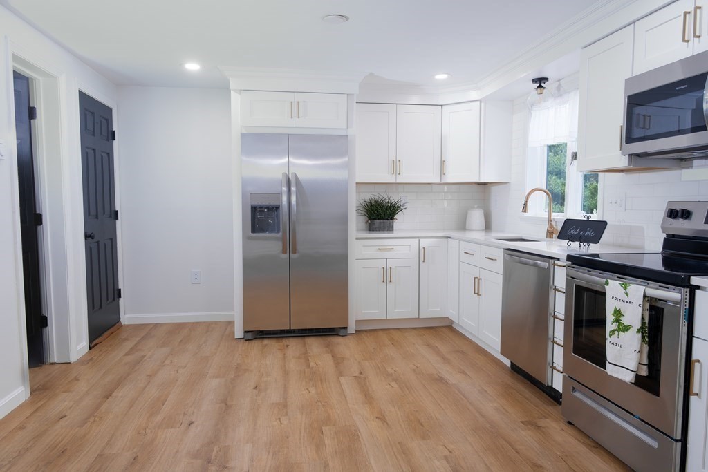 25 Valmor Street Worcester, MA 01604 - Photo 12 of 41 Gallery Image 12