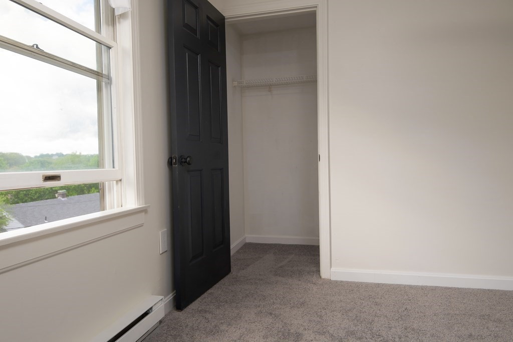25 Valmor Street Worcester, MA 01604 - Photo 21 of 41 Gallery Image 21