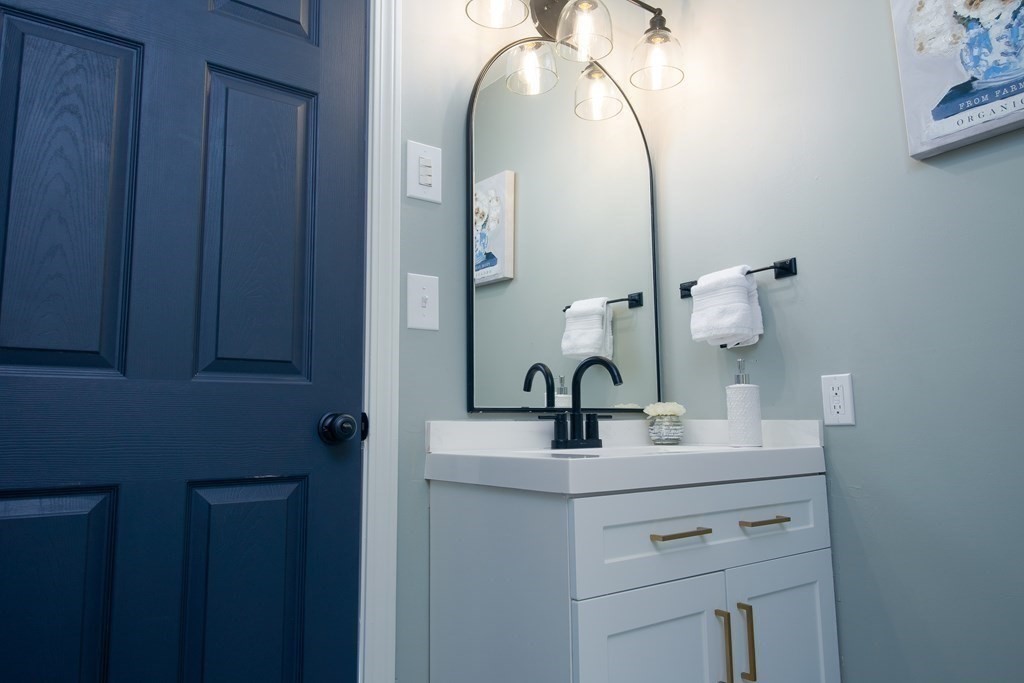 25 Valmor Street Worcester, MA 01604 - Photo 28 of 41 Gallery Image 28
