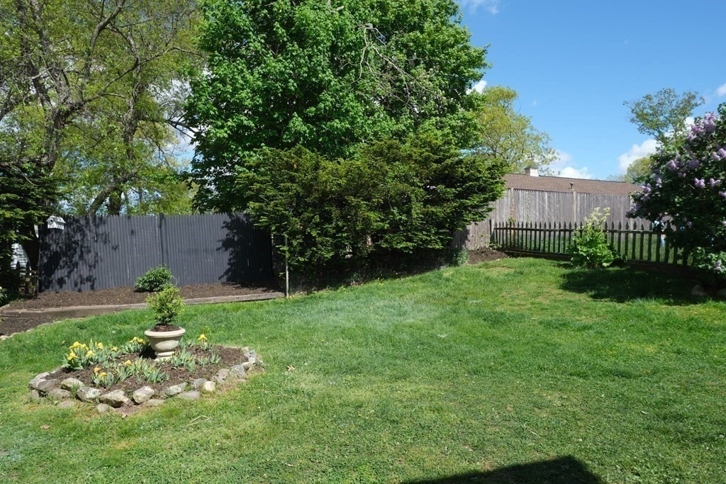 25 Valmor Street Worcester, MA 01604 - Photo 34 of 41 Gallery Image 34