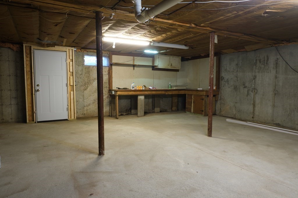 25 Valmor Street Worcester, MA 01604 - Photo 40 of 41 Gallery Image 40