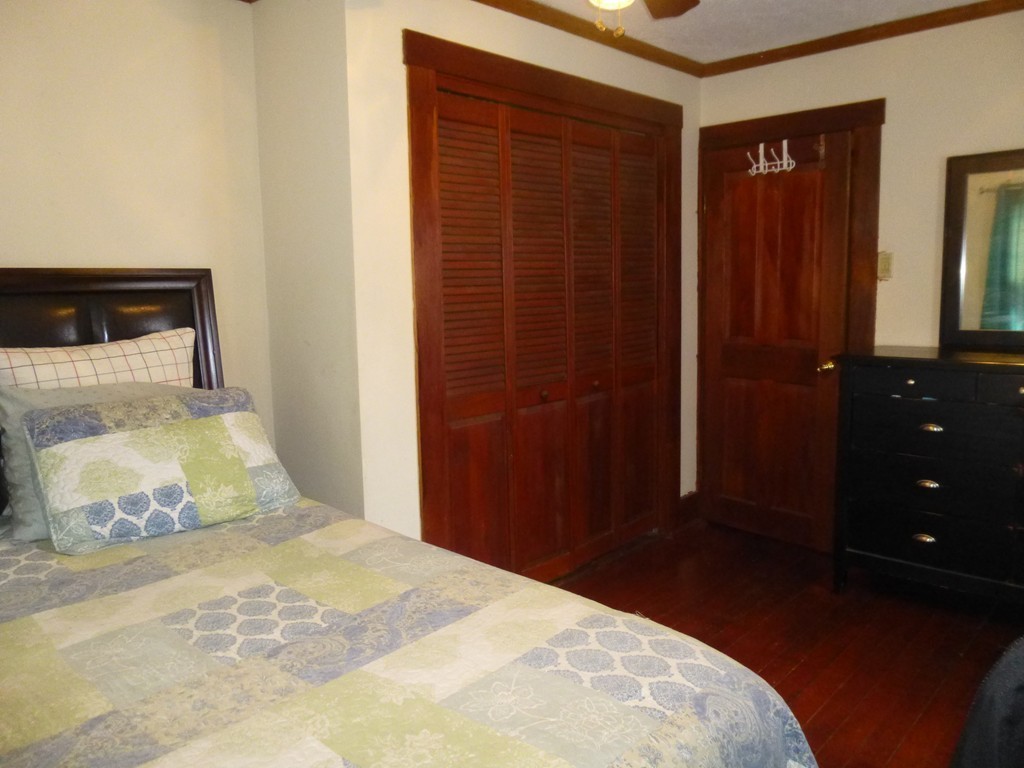 240 Arthur Street Springfield, MA 01104 - Photo 17 of 28 Gallery Image 17