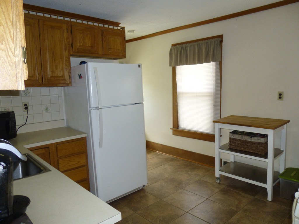 240 Arthur Street Springfield, MA 01104 - Photo 21 of 28 Gallery Image 21
