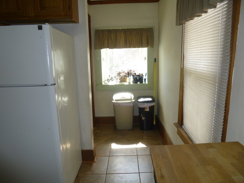 240 Arthur Street Springfield, MA 01104 - Photo 22 of 28 Gallery Image 22