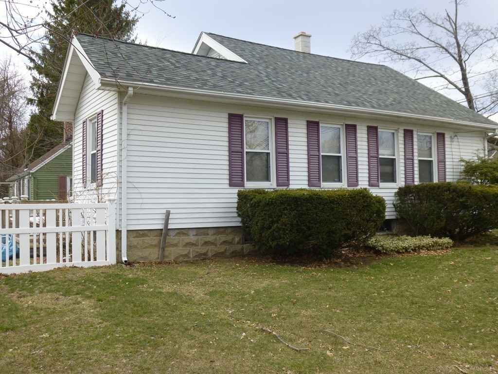 240 Arthur Street Springfield, MA 01104 - Photo 26 of 28 Gallery Image 26