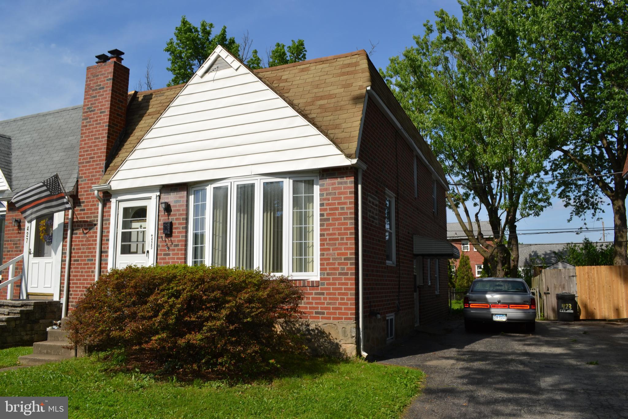 425 W Road Ridley Park, PA 19078 - Photo 2 of 38