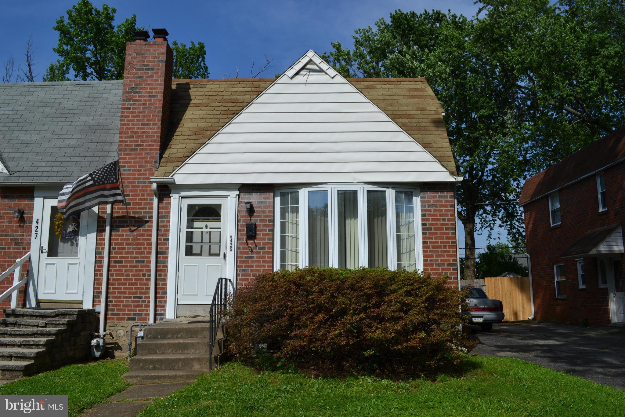 425 W Road Ridley Park, PA 19078 - Photo 3 of 38