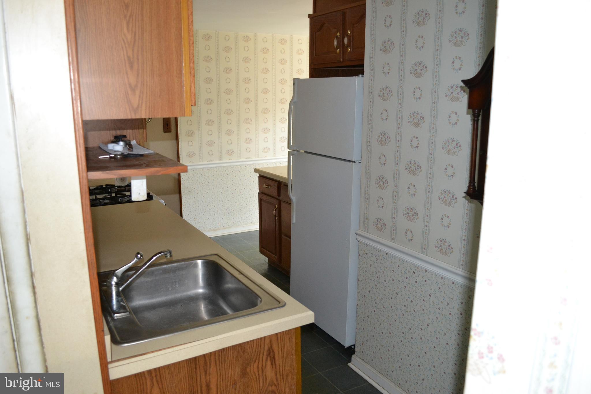 425 W Road Ridley Park, PA 19078 - Photo 27 of 38 Kitchen