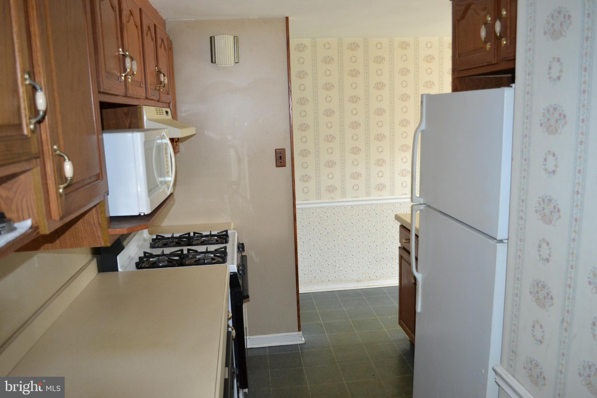 425 W Road Ridley Park, PA 19078 - Photo 28 of 38 Kitchen