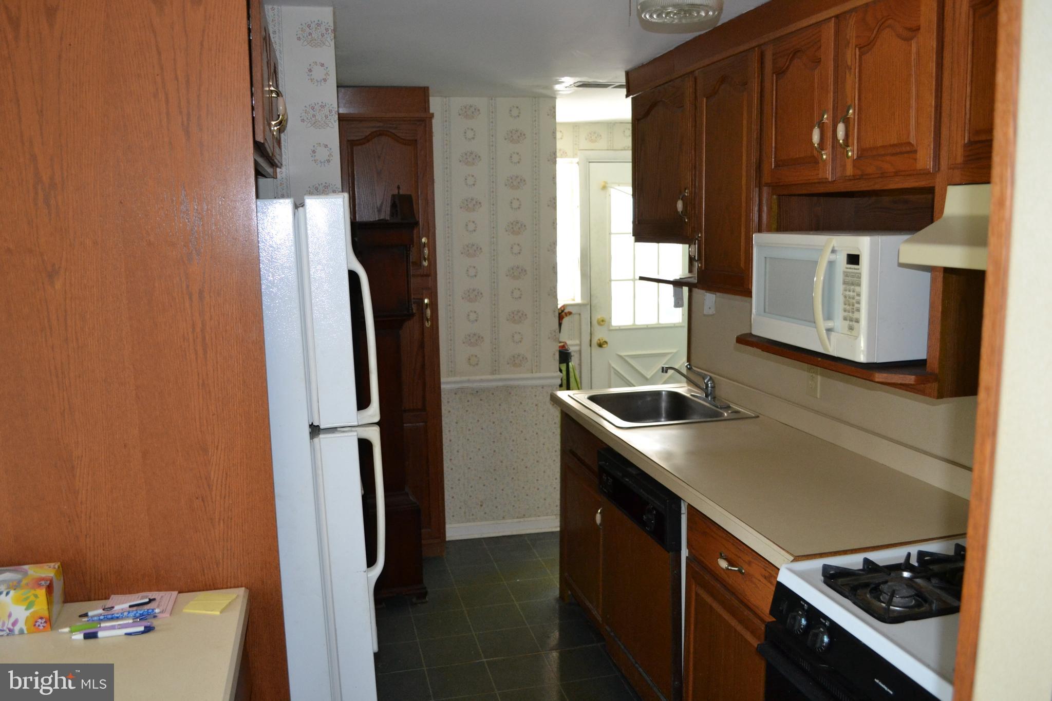 425 W Road Ridley Park, PA 19078 - Photo 29 of 38 Kitchen