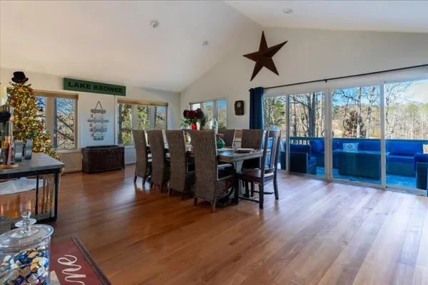 $780,000 | 8 Marina Village Way, Salem, SC 29676