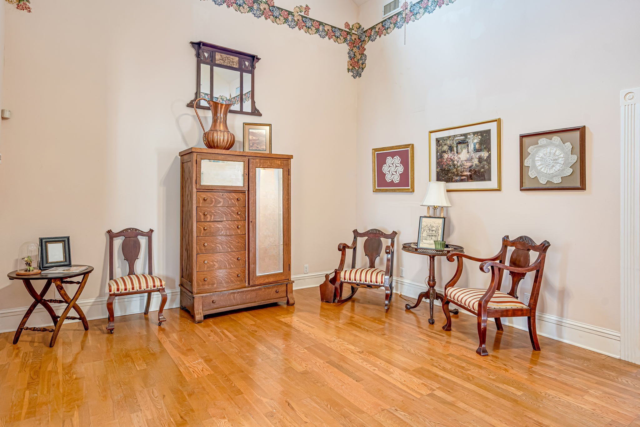 4028 Crosby Cedar Bayou Road Baytown, TX 77521 - Photo 27 of 35 Another view of game room. High Ceilings and entrance to craft/storage and 3 bedrooms and 3 full bathrooms.