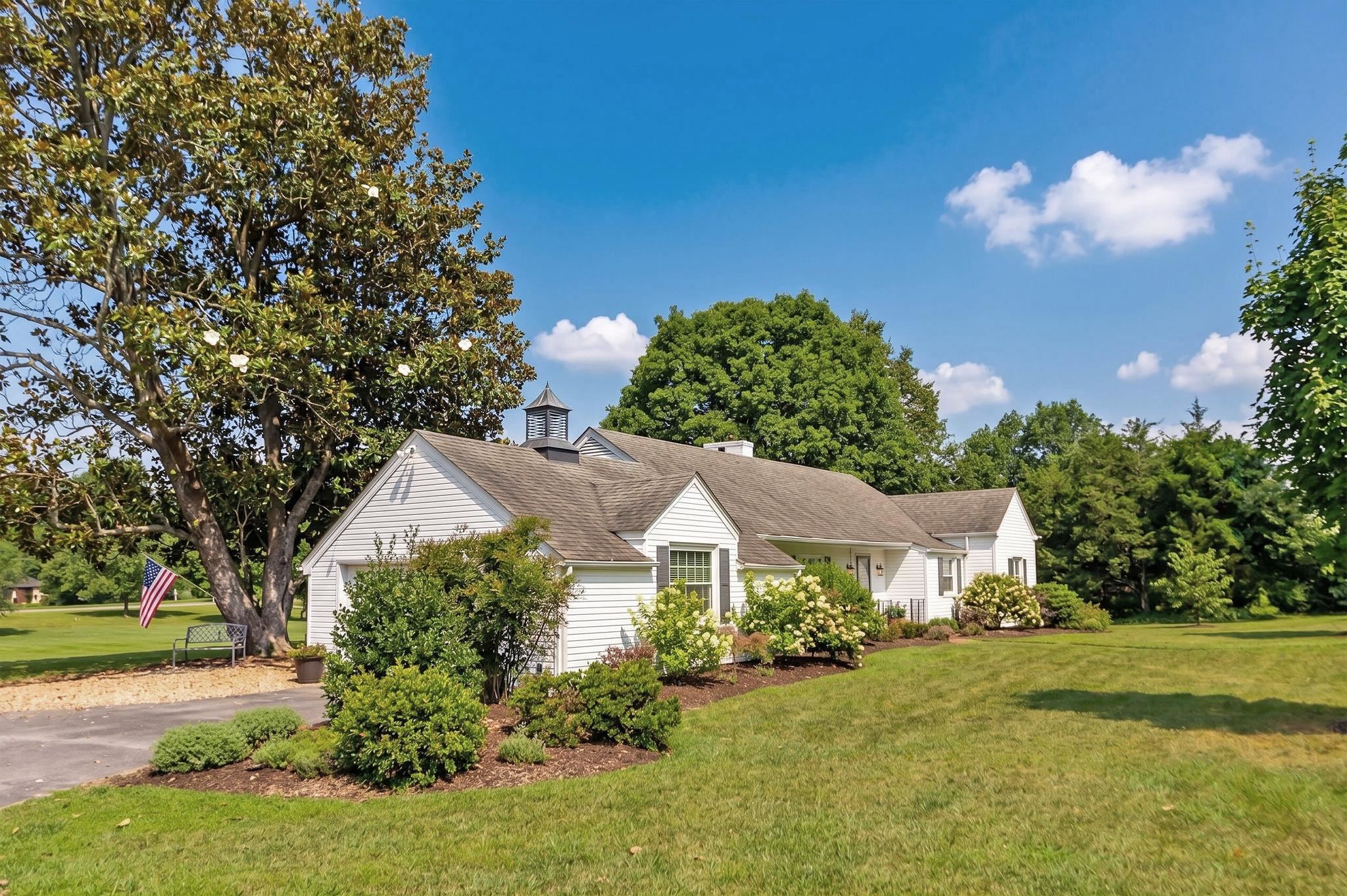 838 Shawnee Road Waynesboro, VA 22980 - Photo 6 of 68 Gallery Image 6