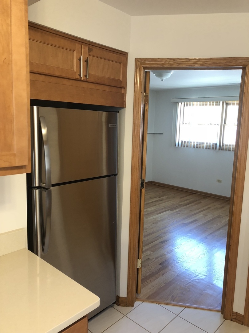 8010 West Addison Street, Unit 2 Chicago, IL 60634 - Photo 5 of 17