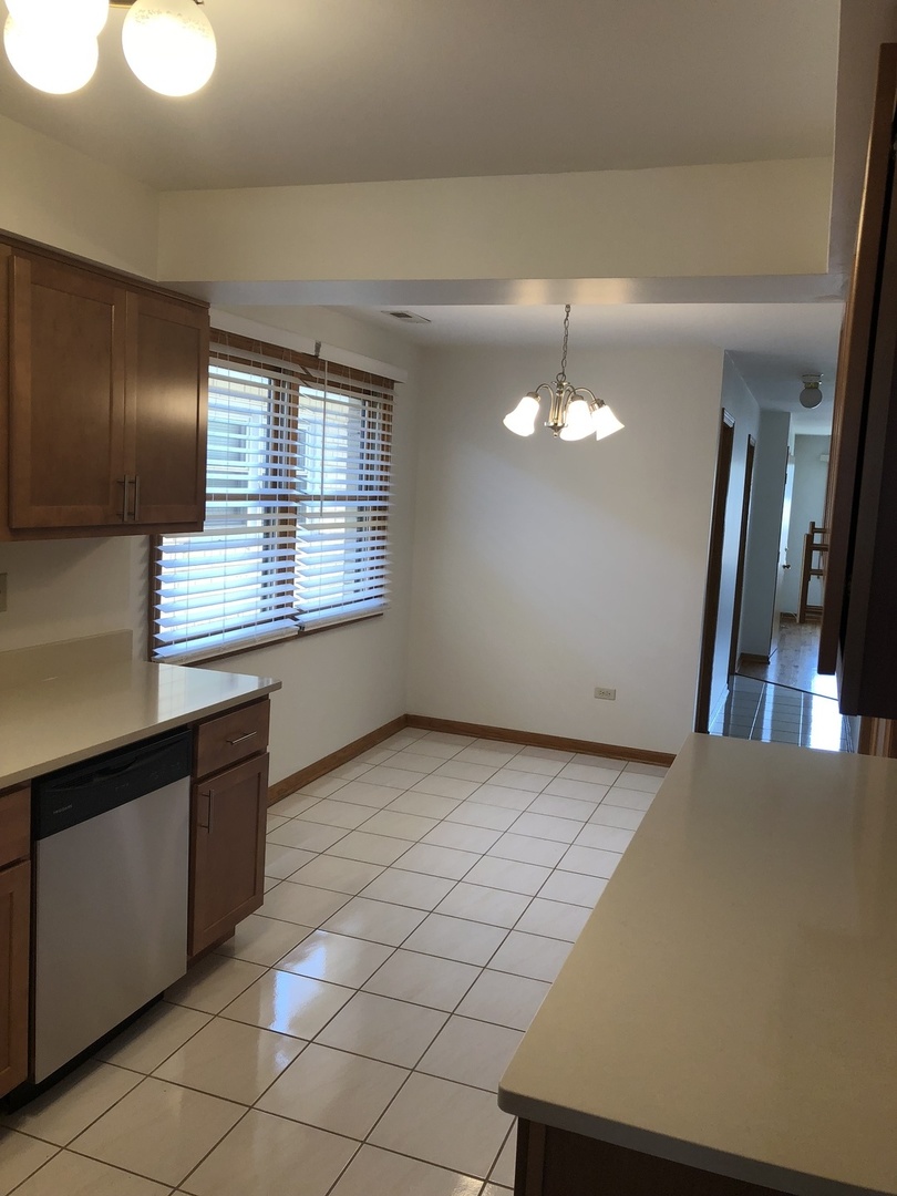 8010 West Addison Street, Unit 2 Chicago, IL 60634 - Photo 7 of 17