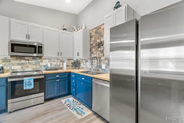 $300,000 | 35 Monterey Cypress Drive, Unit 2, Lake St. Louis, MO 63367