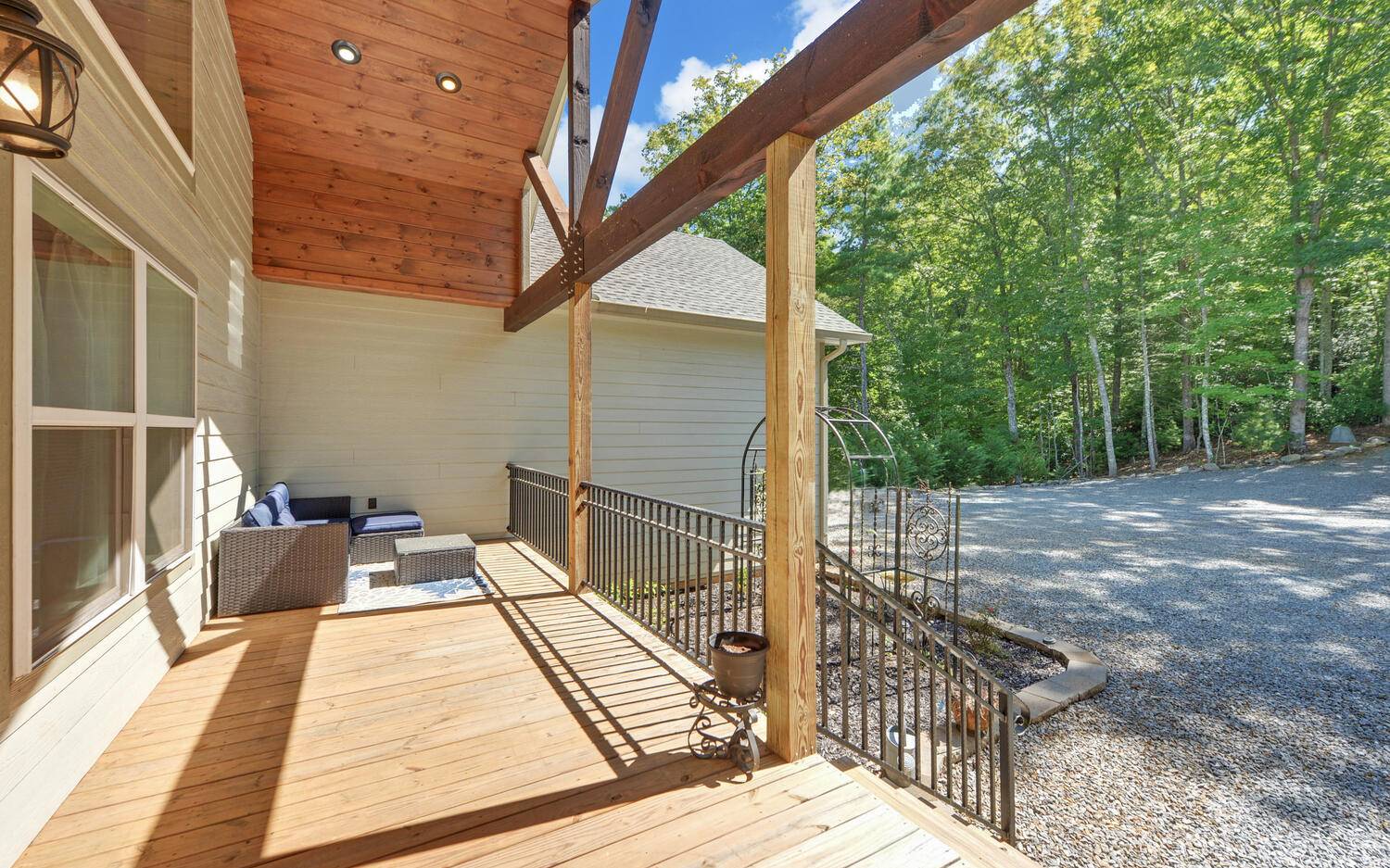 517 Wright Road Murphy, NC 28906 - Photo 30 of 44 a balcony view with a backyard space