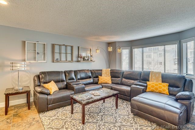 1101 Passover Road, Unit R2 Osage Beach, MO 65065 - Photo 8 of 48