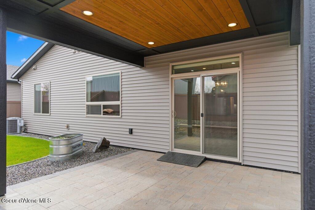 13928 Rainier Loop Rathdrum, ID 83858 - Photo 16 of 27 012-13902RainierLoop-Rathdrum-ID-83858-S